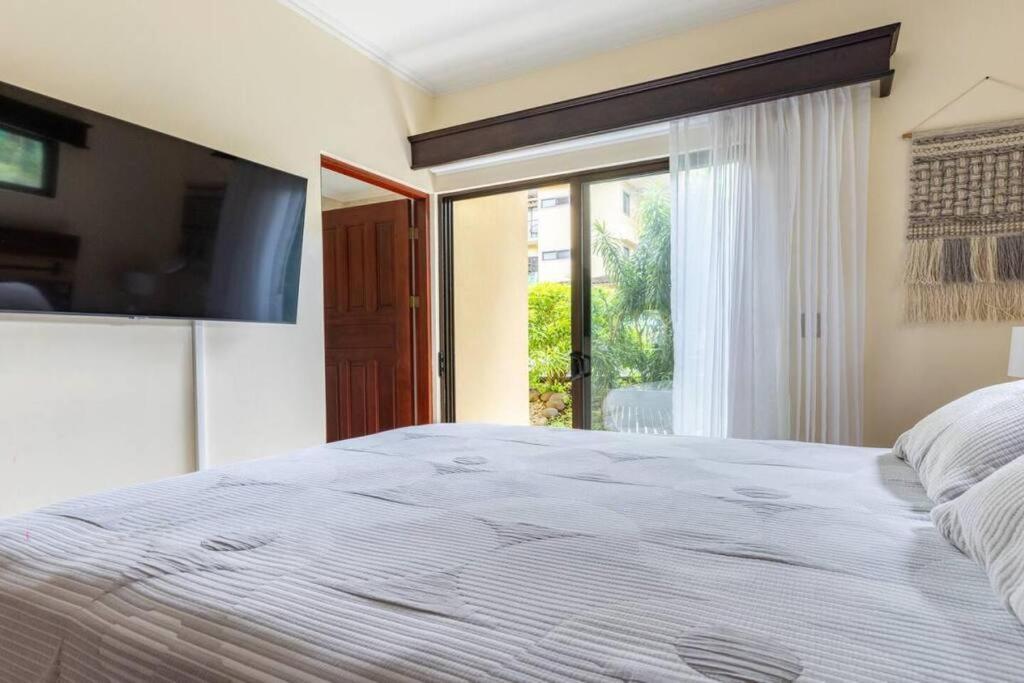 The Oaks Tamarindo Pool Front Condominiums Fast Wifi Экстерьер фото