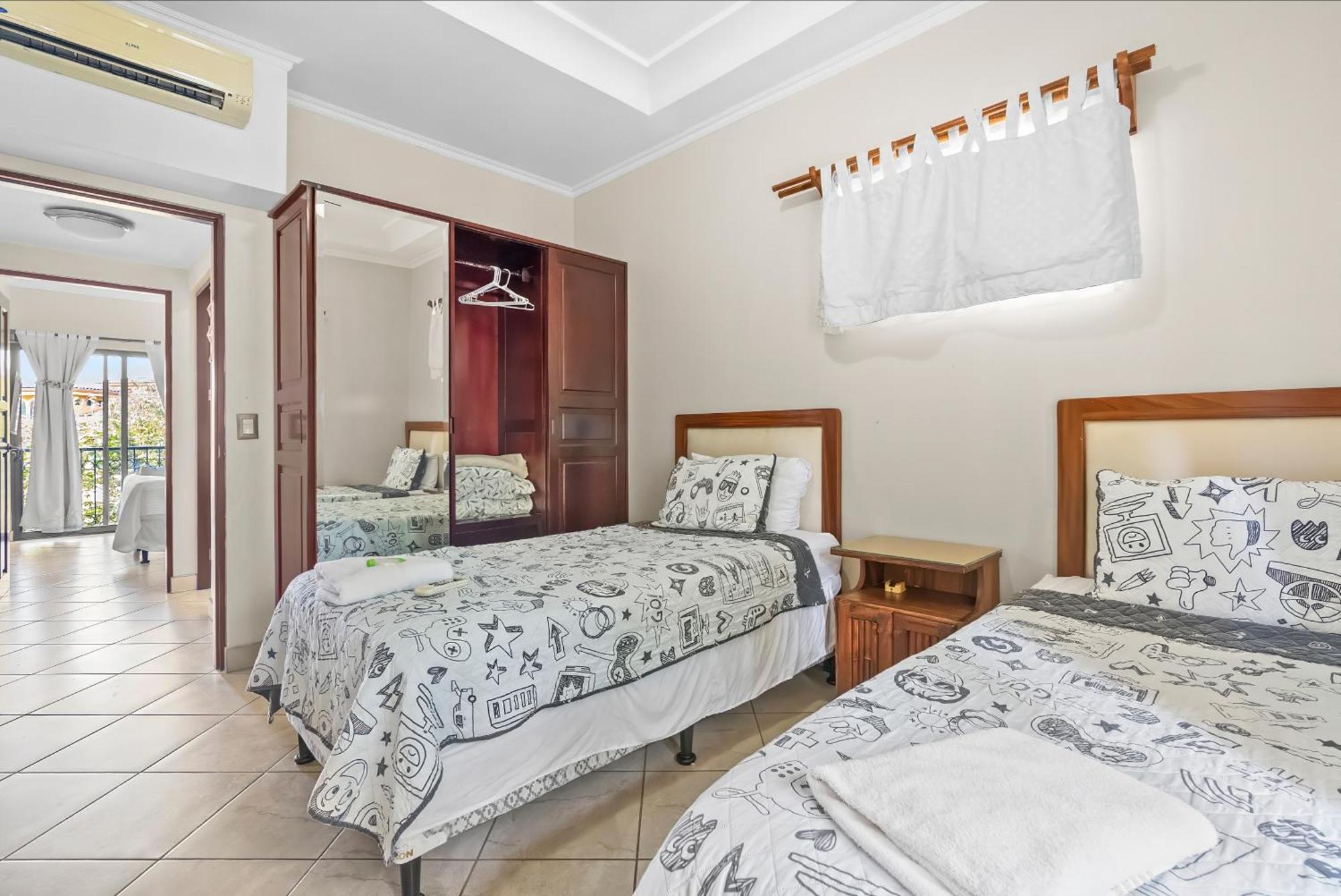 The Oaks Tamarindo Pool Front Condominiums Fast Wifi Экстерьер фото